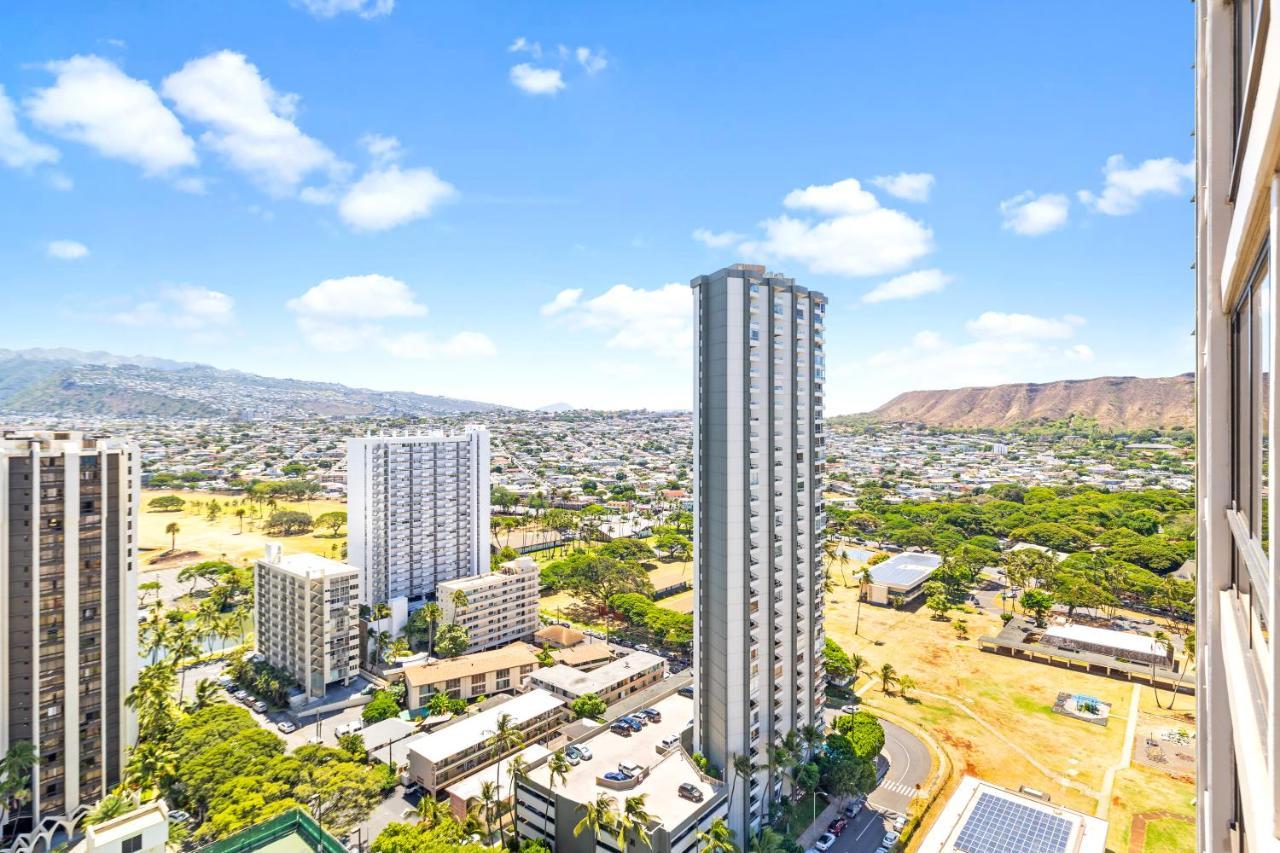 Stunning Mountain View Condo, Near Beach With Parking Honolulu Buitenkant foto